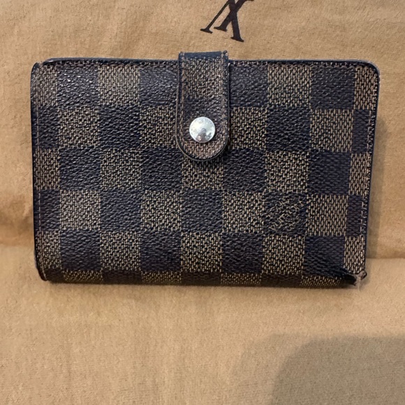 Louis Vuitton Brown Damier Ebene Wallet With Kisslock✨ - Picture 1 of 11